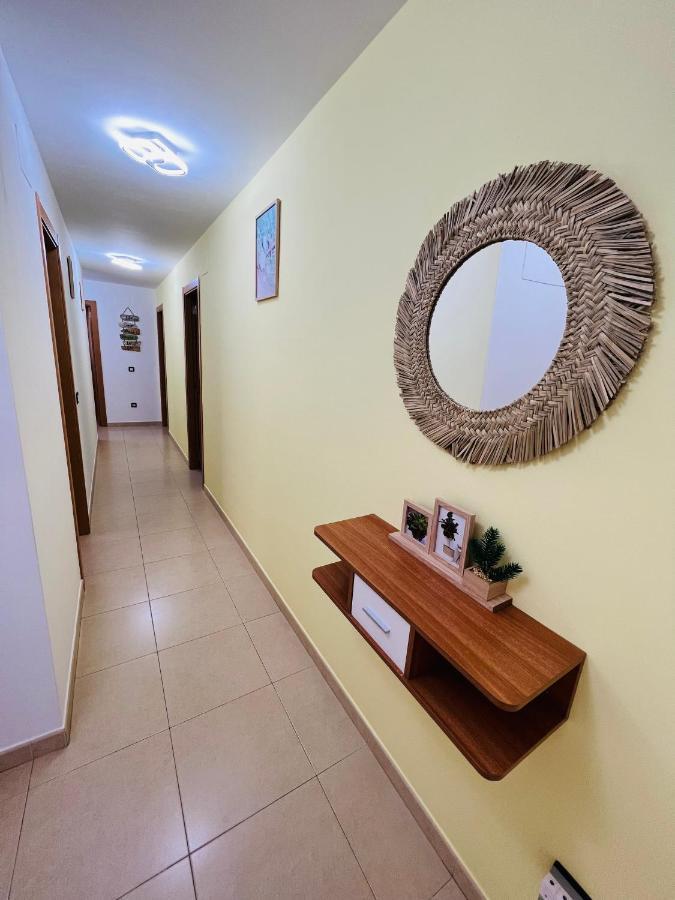 Apartamento Centro 3 Habitaciones Con Aire Acondicionado Y Wifi A 150M De La Playa Y Castillo Peniscola Luaran gambar