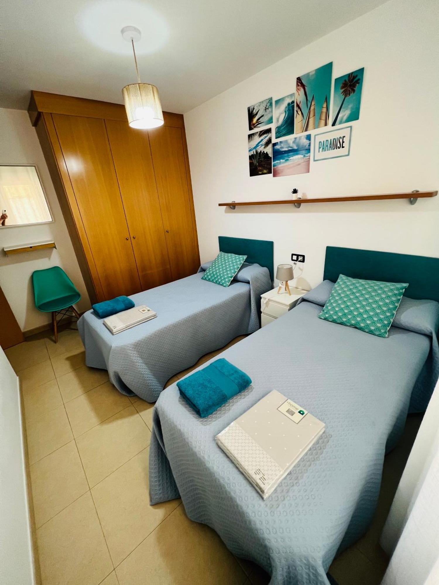 Apartamento Centro 3 Habitaciones Con Aire Acondicionado Y Wifi A 150M De La Playa Y Castillo Peniscola Luaran gambar